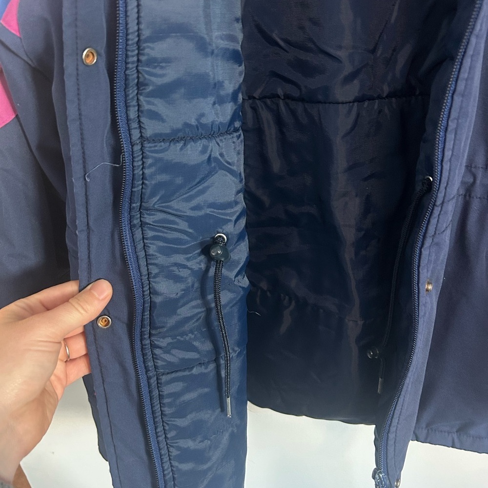 Vintage Ladies Winter Coat - Picture 5 of 7